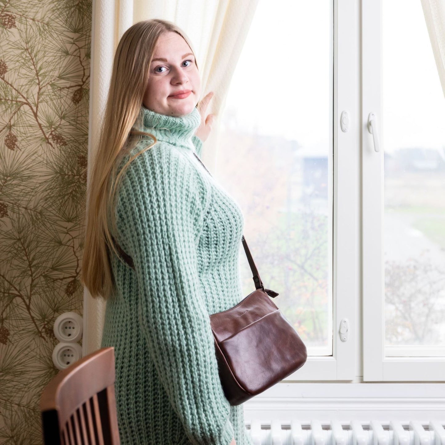 Axelväska Alisa