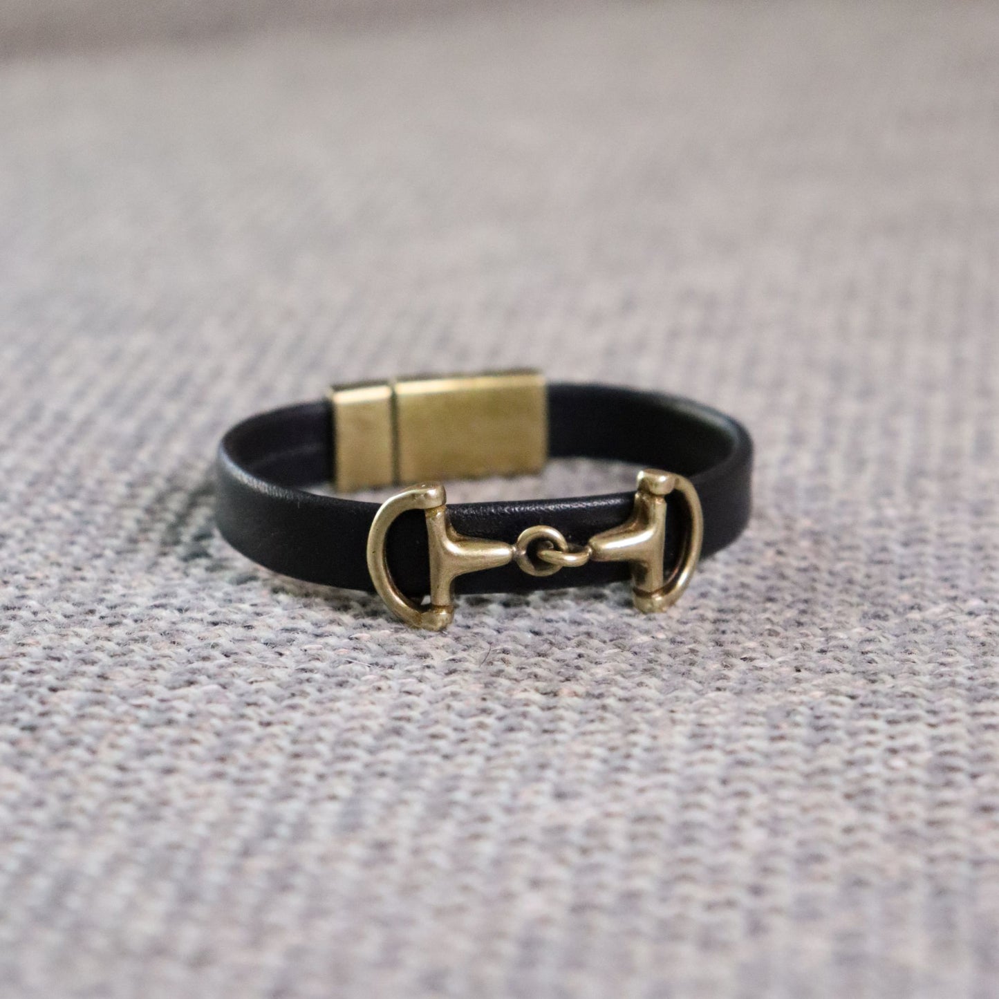 Wristband Ulrica, brass